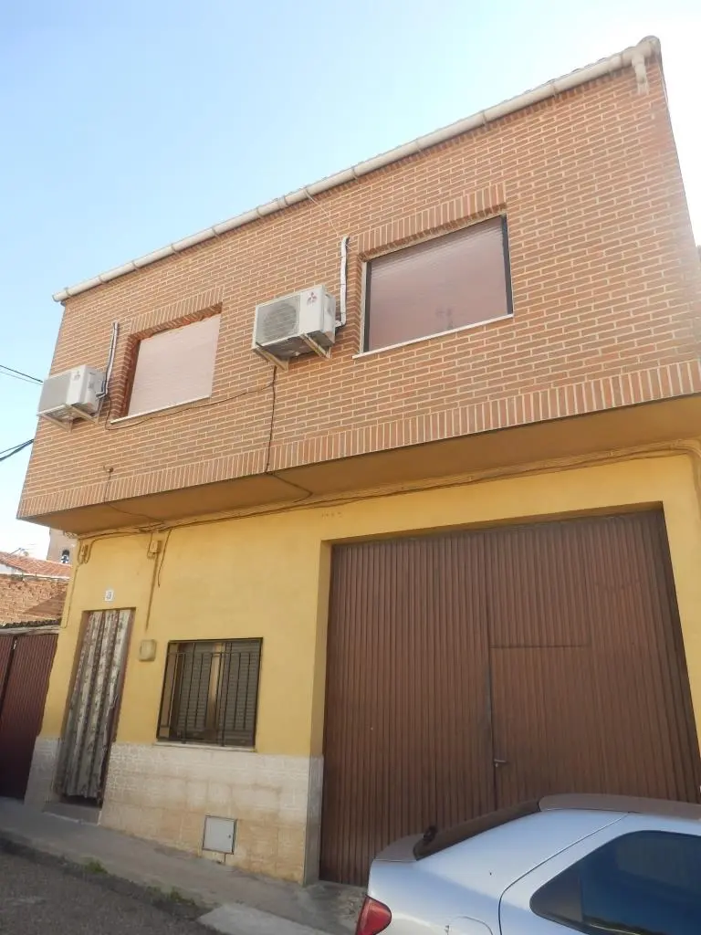 Vivienda en Cebolla