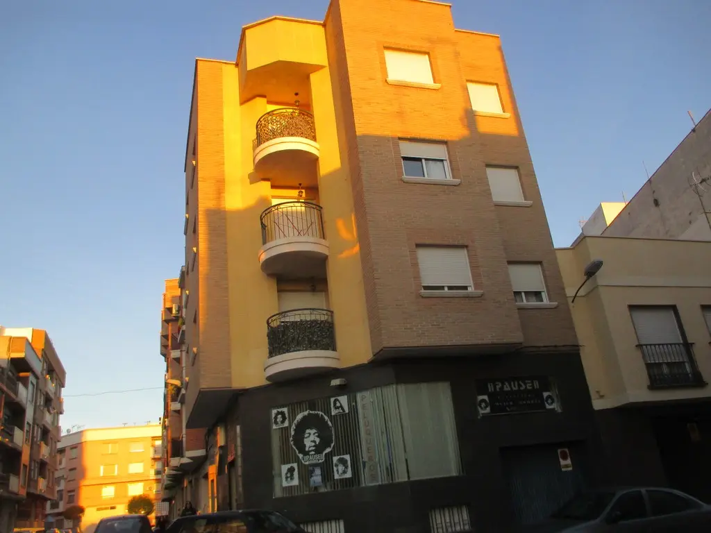 Local en Cieza
