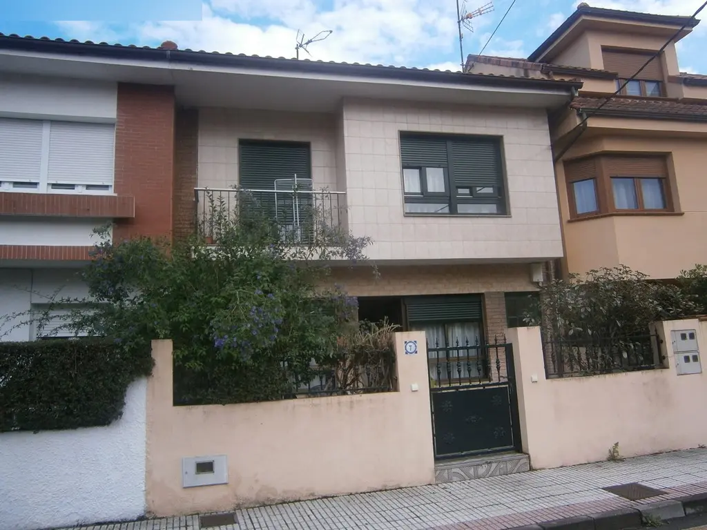 Vivienda en Castrillón
