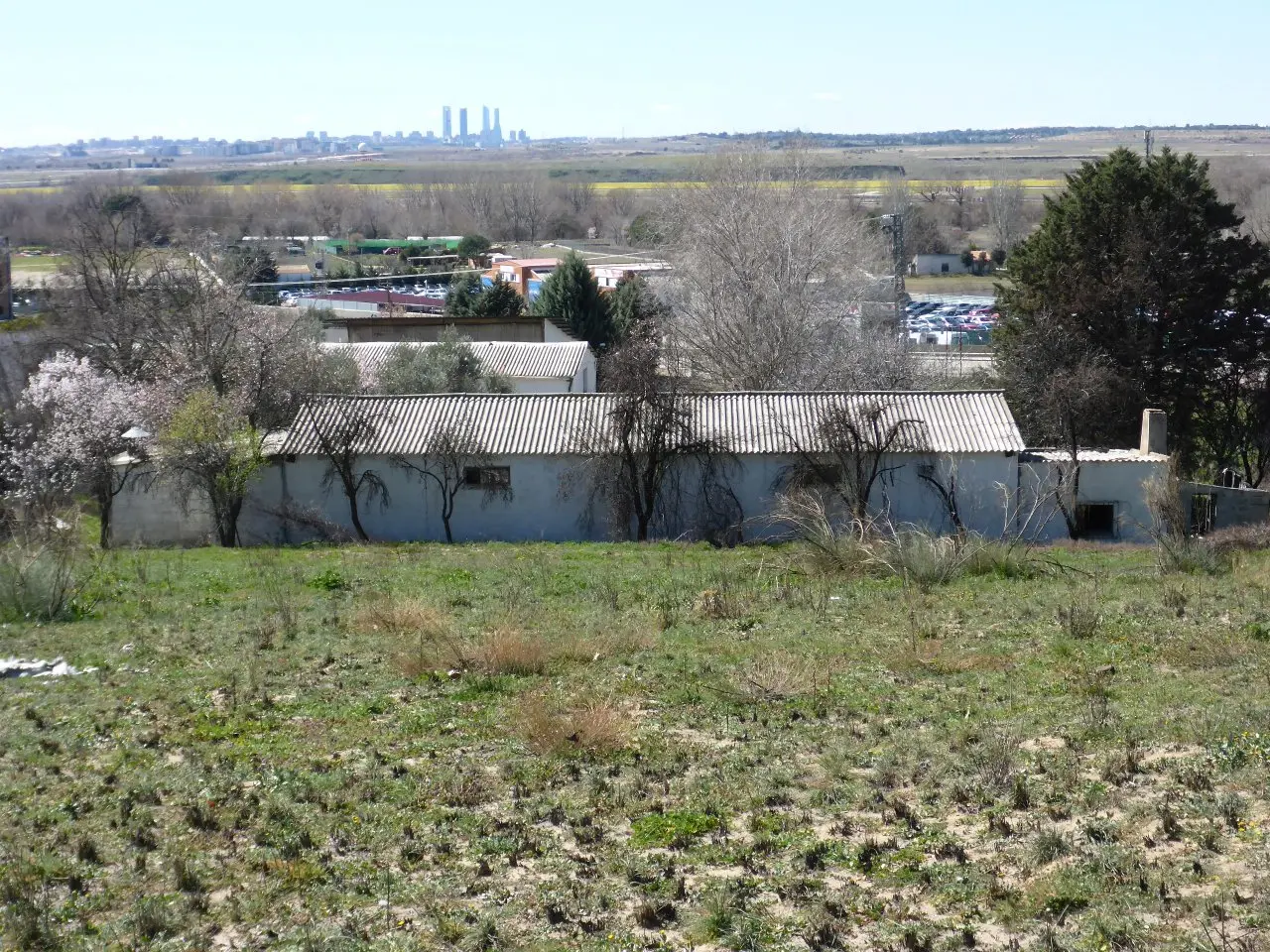 Nave en Paracuellos de Jarama