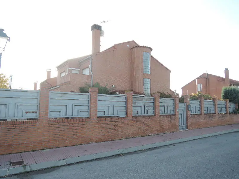 Vivienda en Camarma de Esteruelas