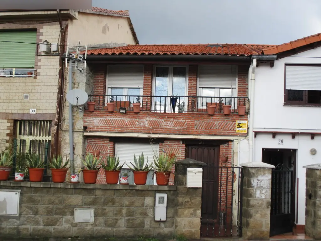 Vivienda en Santa Cruz de Bezana