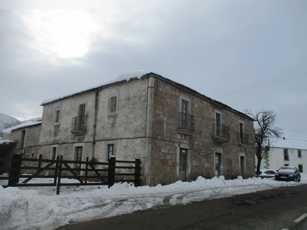 Vivienda en Cabrillanes