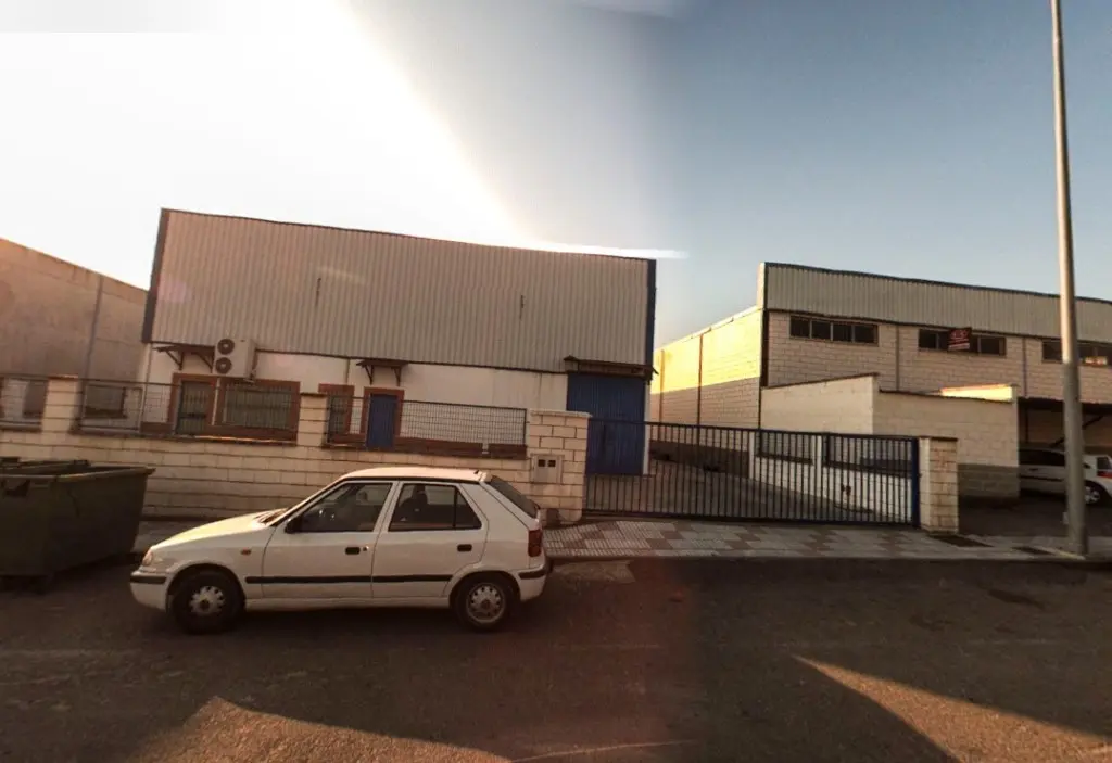 Nave en Don Benito