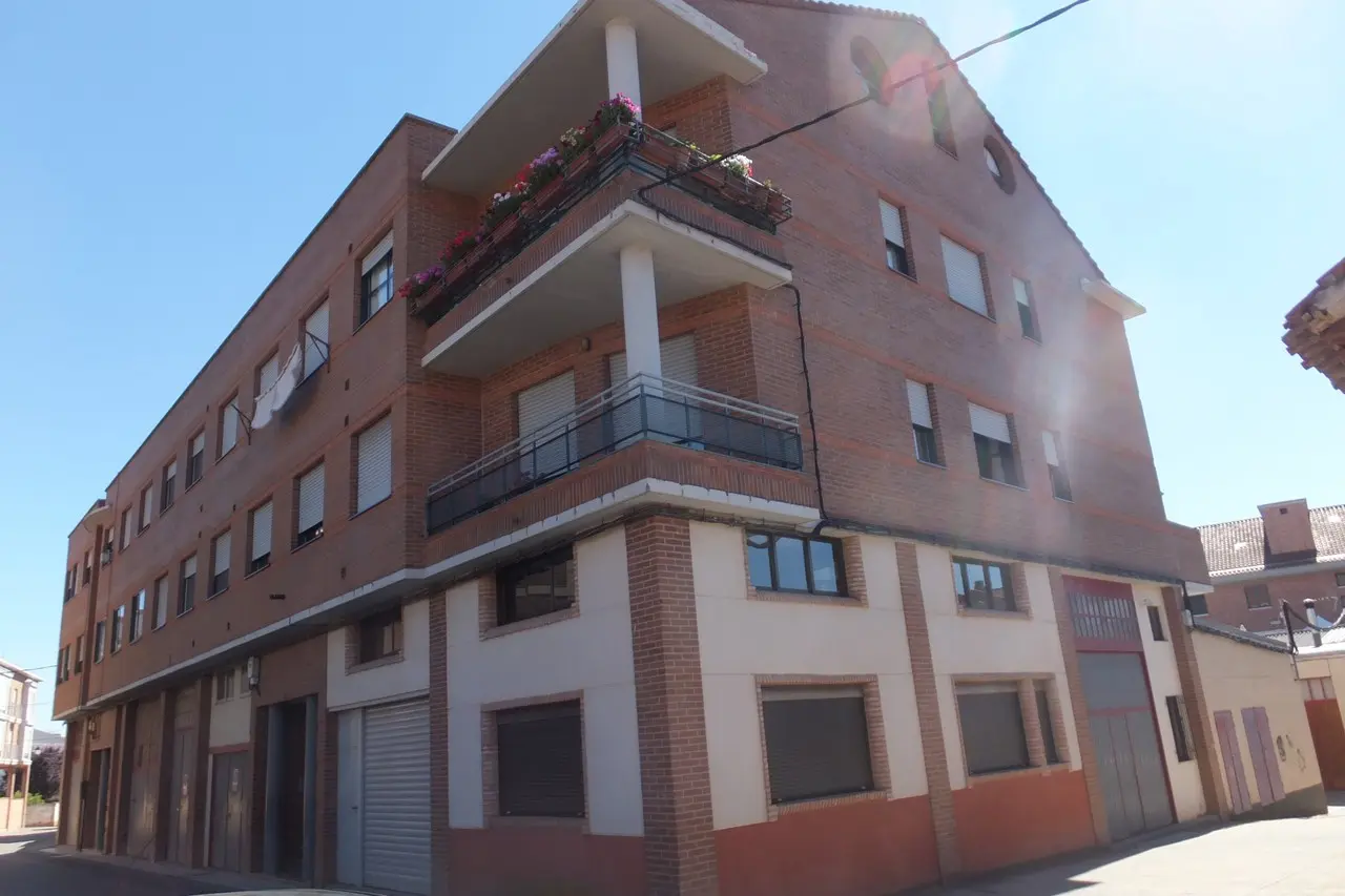 Vivienda en Baños de Río Tobía