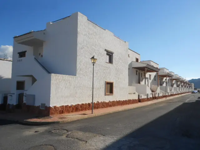 Vivienda en Fondón