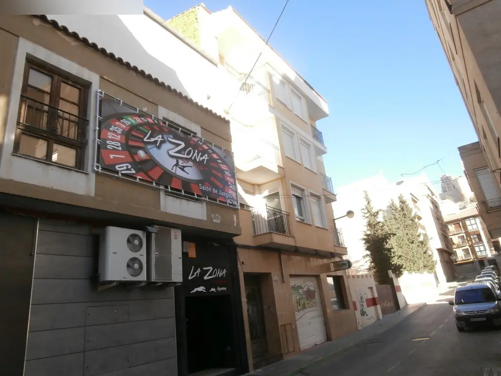 Local en Caravaca de la Cruz