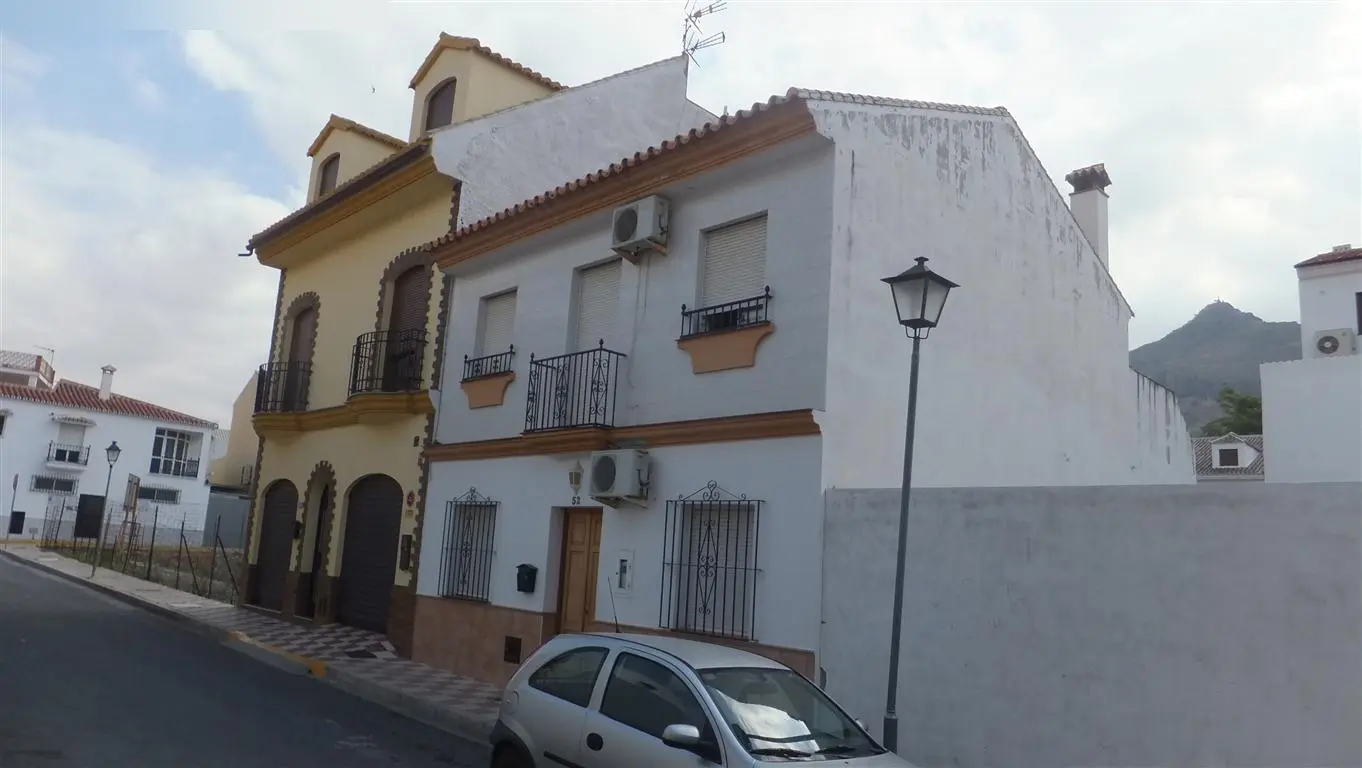 Vivienda en Pizarra