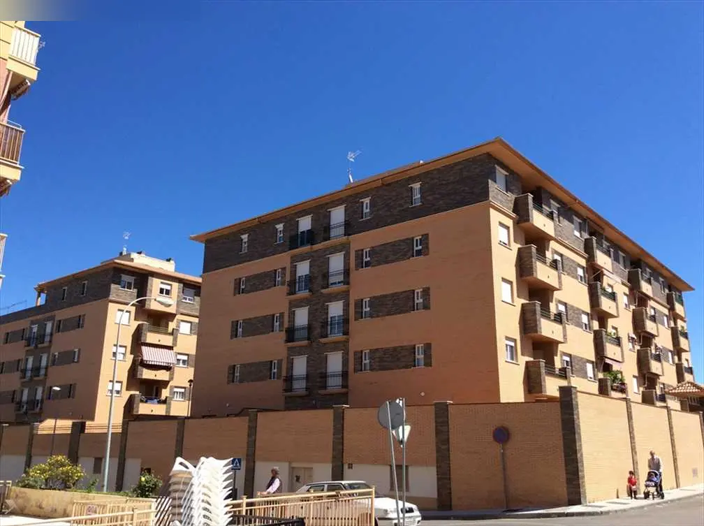 Garaje en Linares