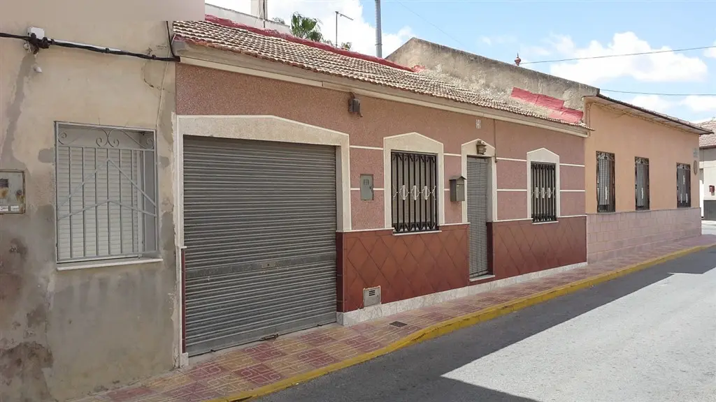 Vivienda en Jacarilla