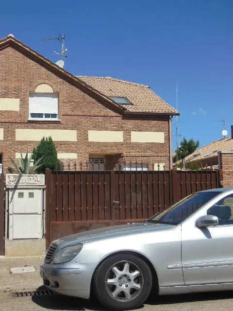 Vivienda en Villanueva de la Torre