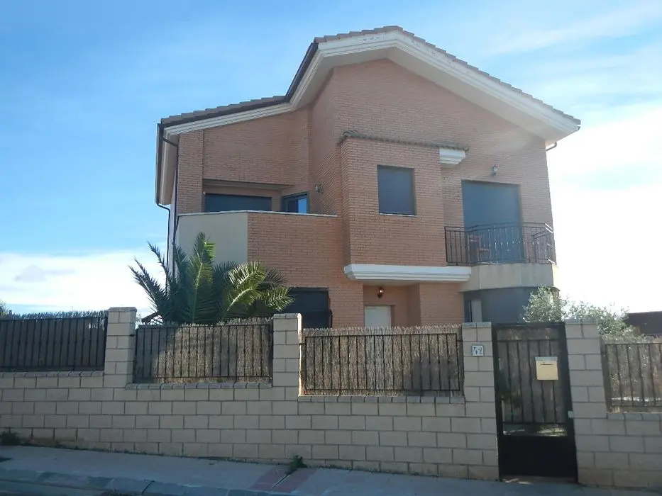 Vivienda en Pinseque