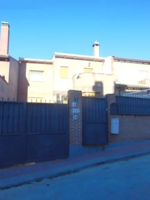 Vivienda en Valdeaveruelo